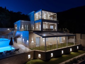 White Villa Parga